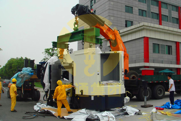 加工中心設(shè)備吊裝搬運(yùn)服務(wù)圖2 加工中心設(shè)備吊裝搬運(yùn)服務(wù)圖2