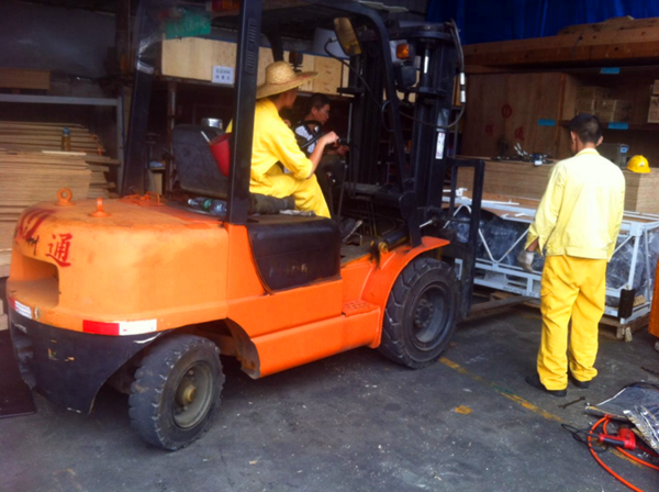 發(fā)動機設(shè)備包裝服務(wù)項目圖3 發(fā)動機設(shè)備包裝服務(wù)項目圖3