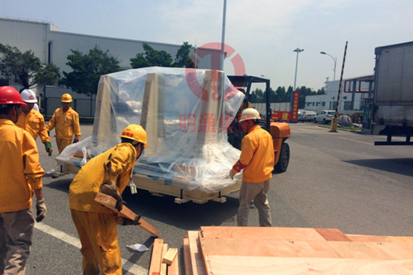 廣州豐田實(shí)驗(yàn)設(shè)備拆卸搬運(yùn)綜合服務(wù)圖2 廣州豐田實(shí)驗(yàn)設(shè)備拆卸搬運(yùn)綜合服務(wù)圖2