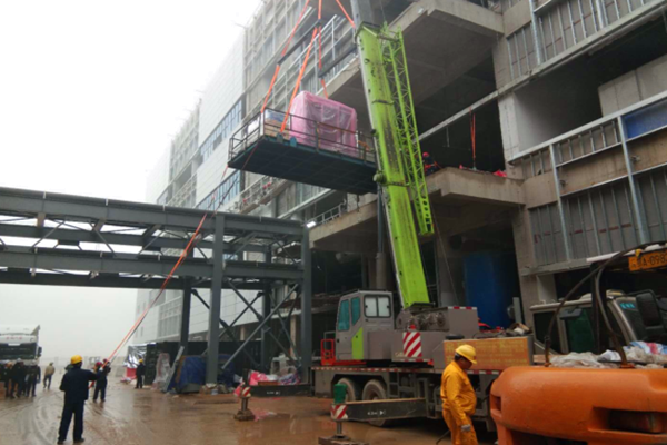 半導(dǎo)體MOCVD設(shè)備搬入6_副本 半導(dǎo)體MOCVD設(shè)備搬入6_副本