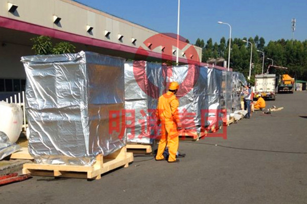 大型電子設(shè)備出口包裝服務(wù)圖2 大型電子設(shè)備出口包裝服務(wù)圖2