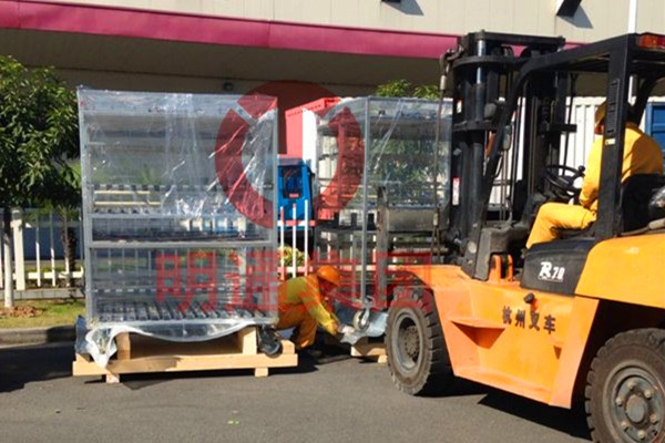 大型電子設(shè)備出口包裝服務(wù)圖1 大型電子設(shè)備出口包裝服務(wù)圖1